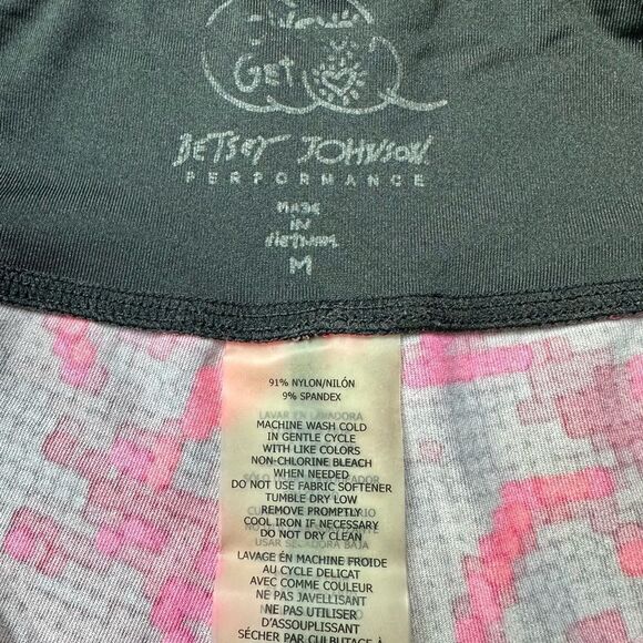 Betsey Johnson red rose, athletic Capri tights. - Picture 2 of 6